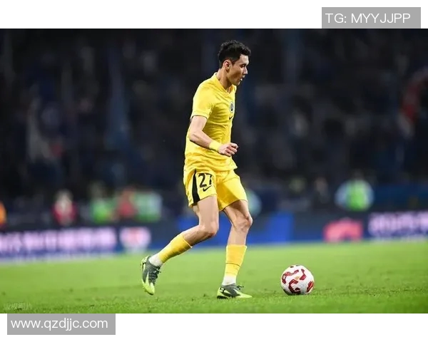 中国足球转会市场爆发惊人纪录 新球员转会费创历史新高引发热议 中国足球转会市场爆发惊人纪录 新球员转会费创历史新高引发热议