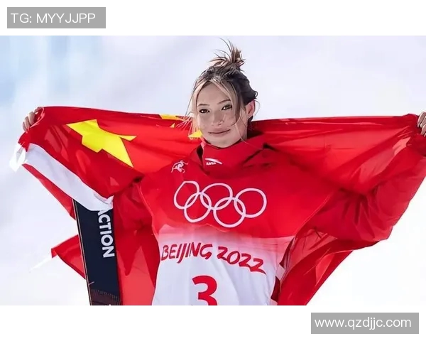 中国运动员夺金后比心观众瞬间引热议 这一温馨画面感动无数人